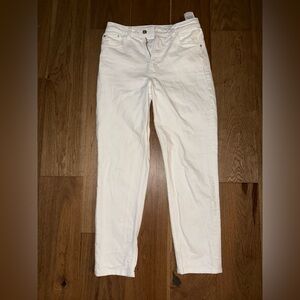 Zara Mom Fit White Jeans